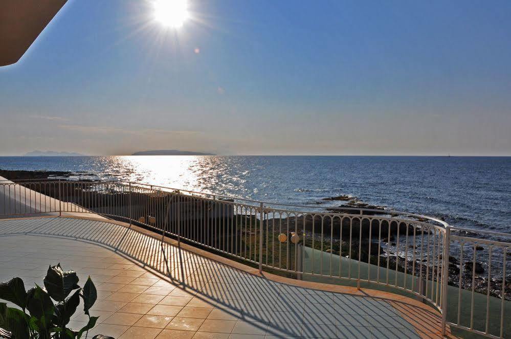 فندق L'Approdo Di Angelino بيزولونغو المظهر الخارجي الصورة
